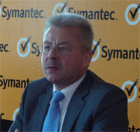 Эксперт по информационной безопасности Symantec Андрей Зеренков 