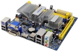   Foxconn AHD1S-K     AMD E-350
